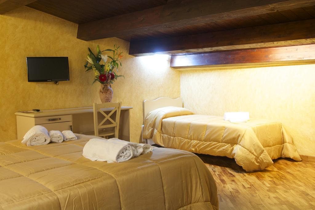 Borgo Della Longevita Bed & Breakfast Bivongi Ngoại thất bức ảnh